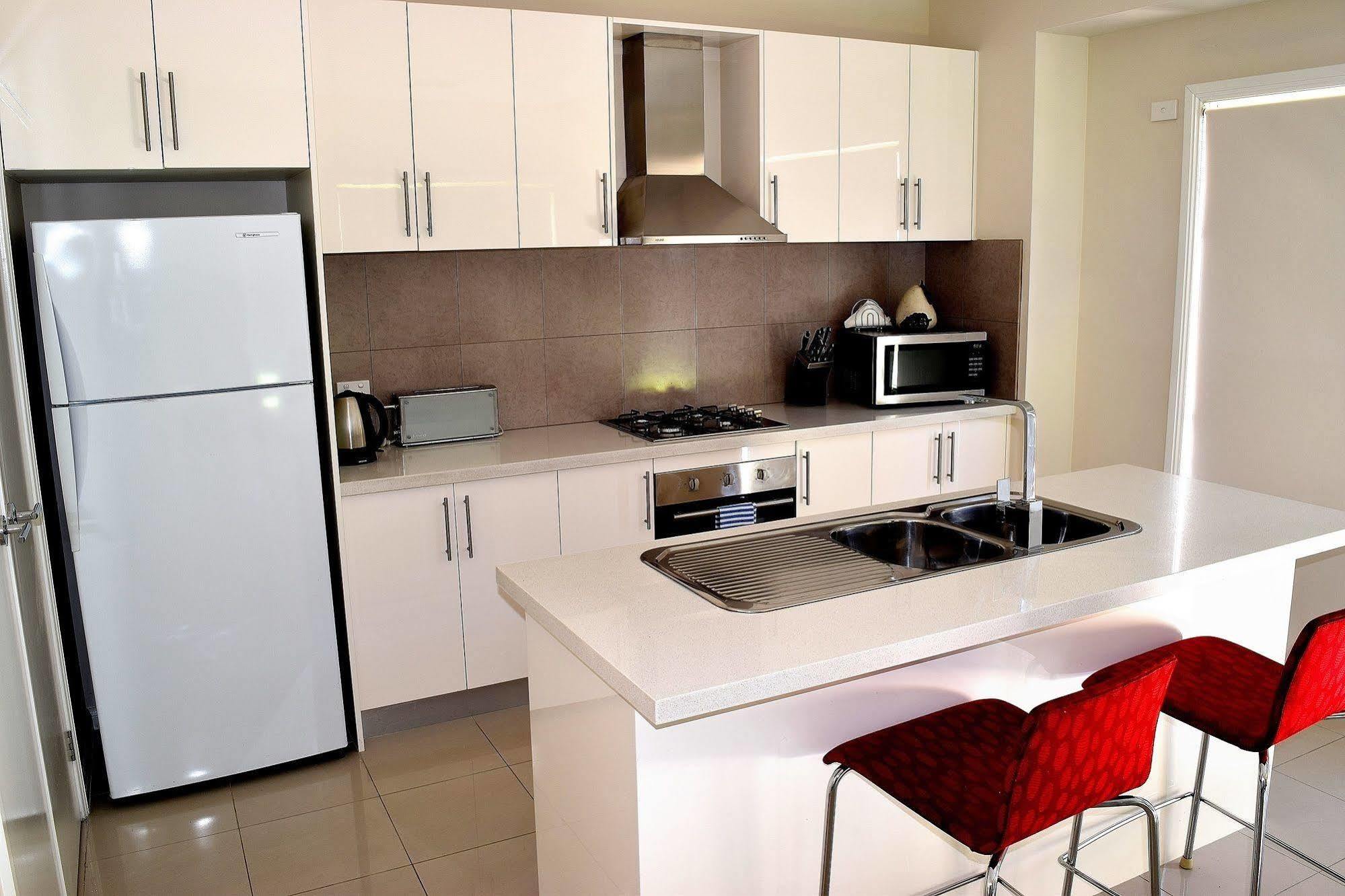 Amawind Apartments ويليامزتاون المظهر الخارجي الصورة